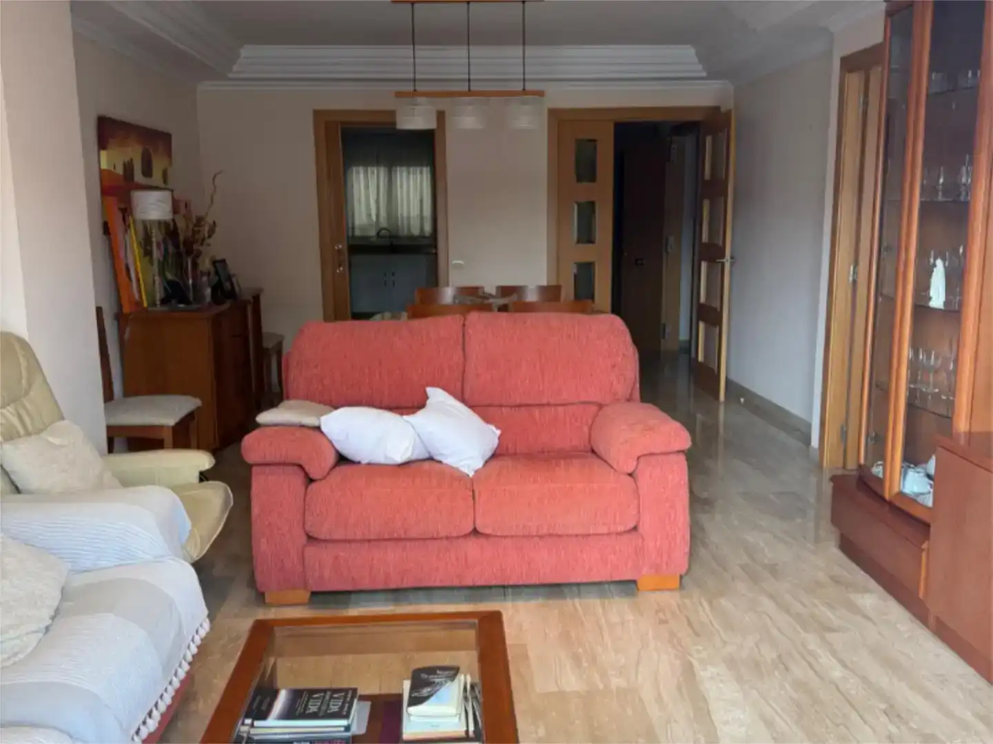 Sala d'estar de Casa adosada en venda en Riba-roja de Túria amb Aire condicionat i Balcó