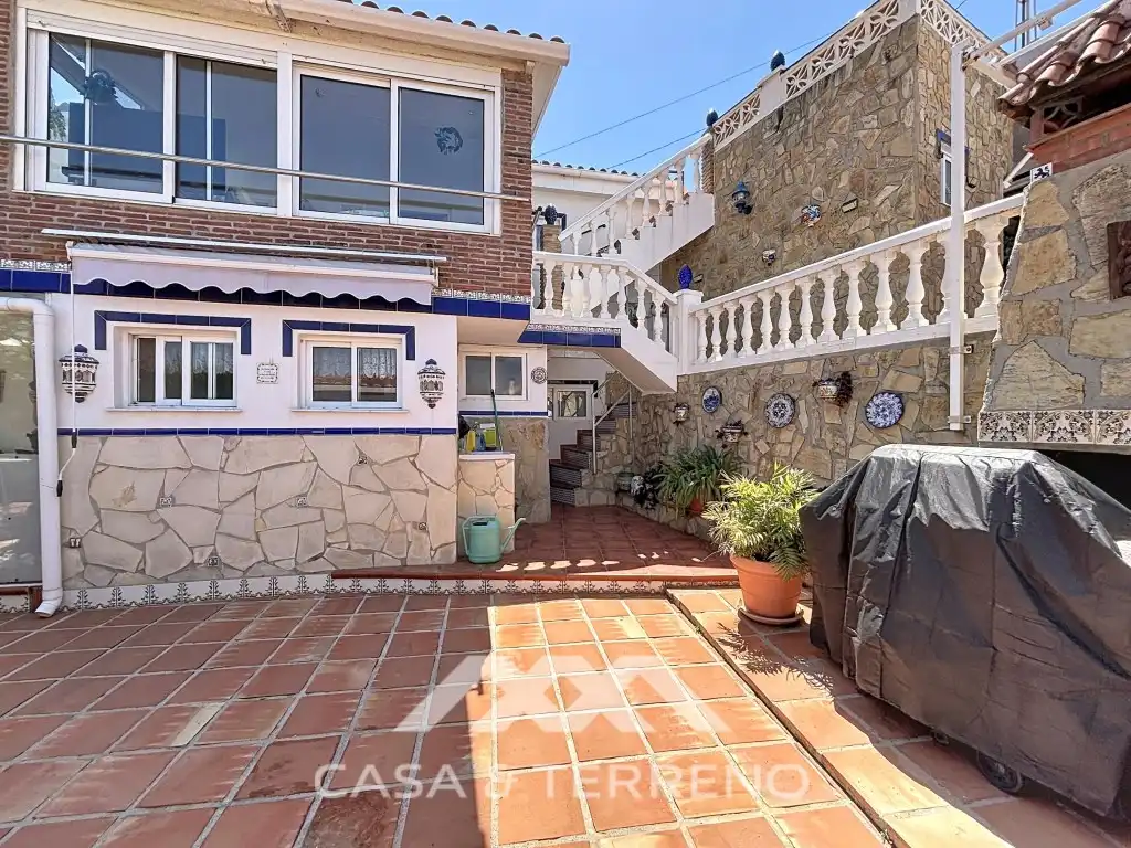 Chalet con piscina en venta en Urbanización Santa Rosa, imagen 12