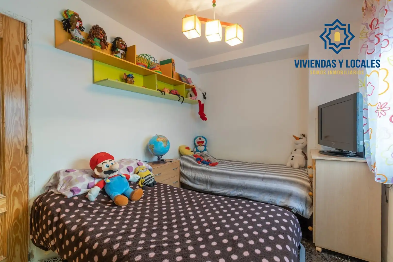 Habitación de Piso en venta en Granada con Aire acondicionado, Terraza y Balcón
