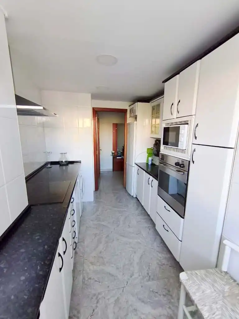 Cocina de Piso en venta en Madrid con Calefacción y Terraza