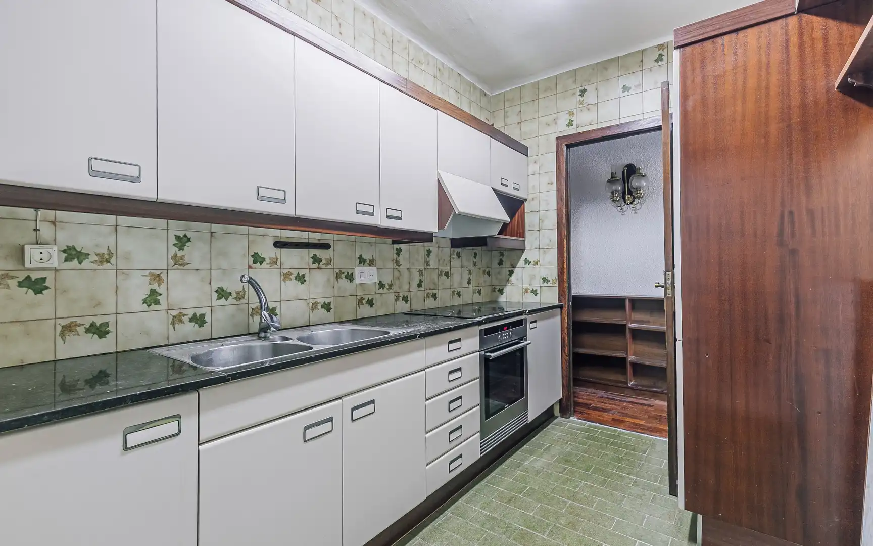 Cocina de Piso en venta en Barcelona con Aire acondicionado, Amueblado y Balcón