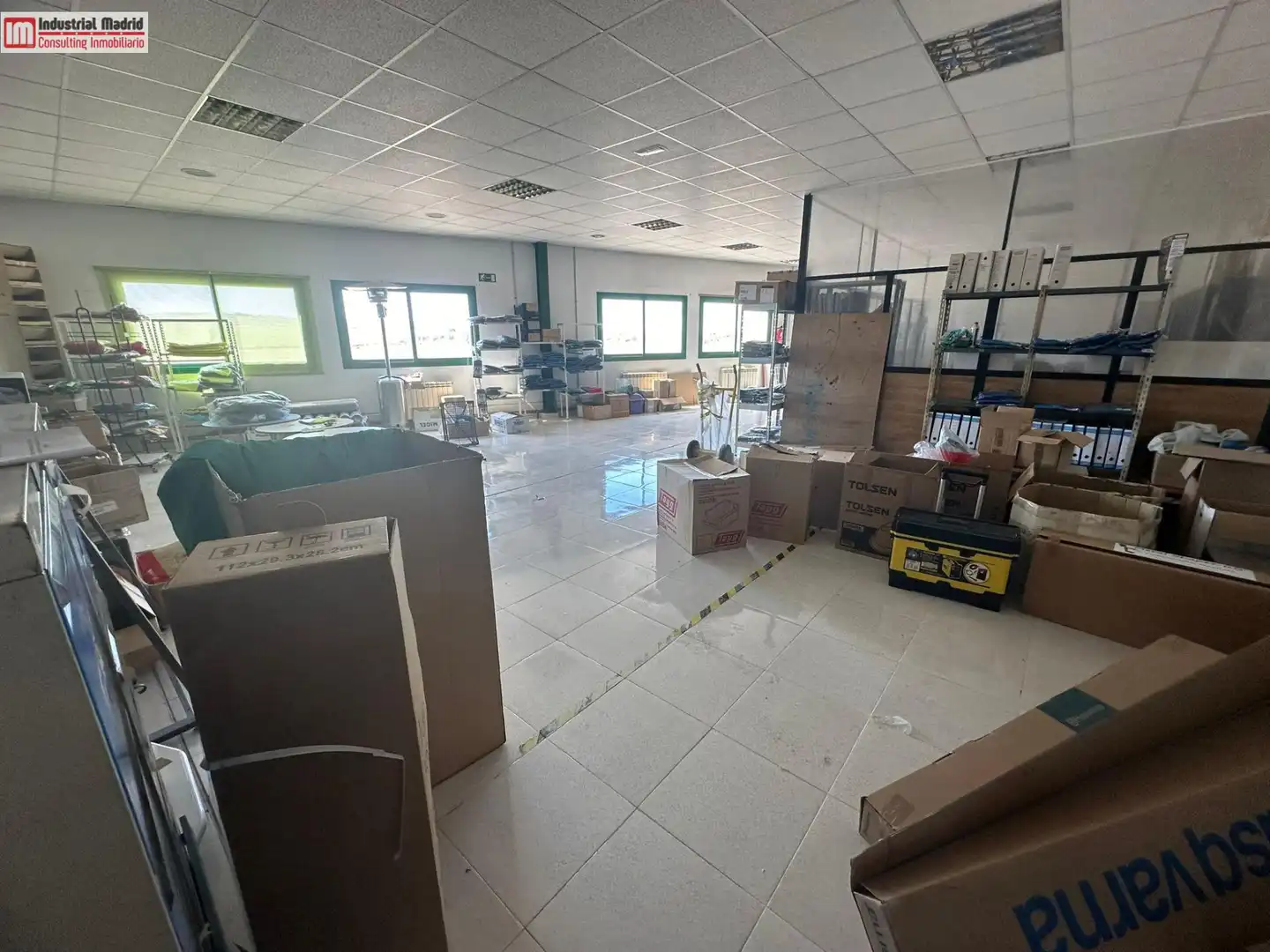 Nave industrial en venta en Torres de la Alameda, imagen 3