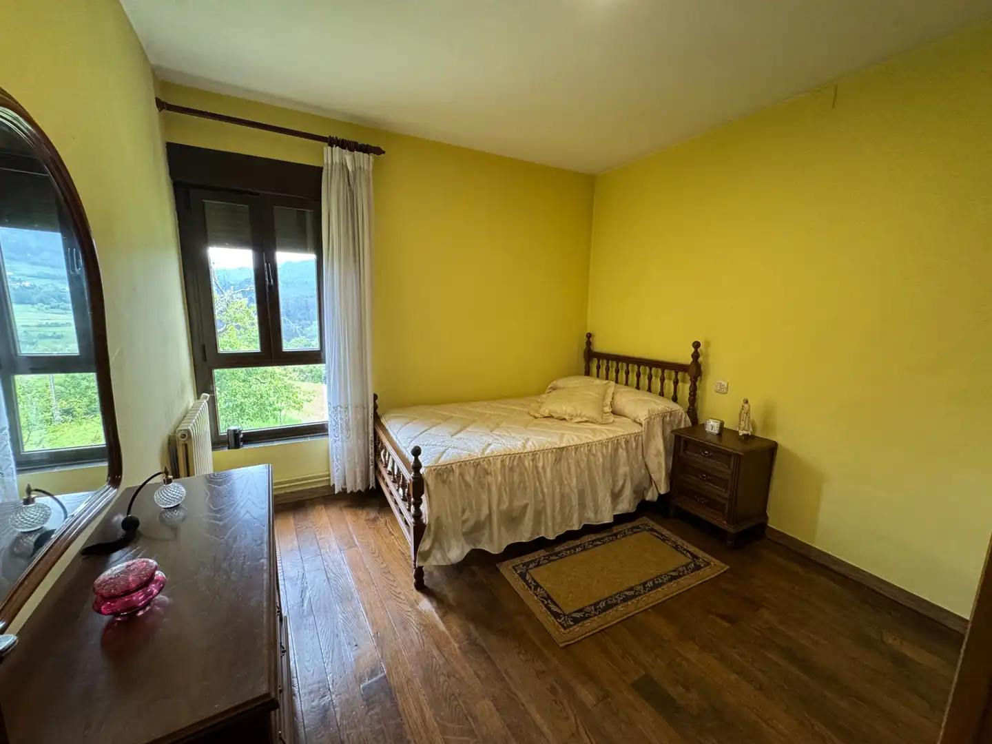 Habitación de Finca rústica en venta en Candamo con Calefacción, Trastero y Amueblado