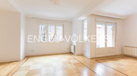 Photo 2 of Apartment for sale in El Viso, Madrid