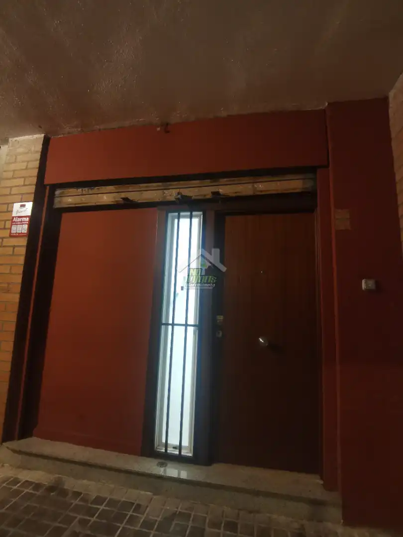 Commercial properties for sale in Barcelona  with Air Conditioner, Parquet flooring and Alarm