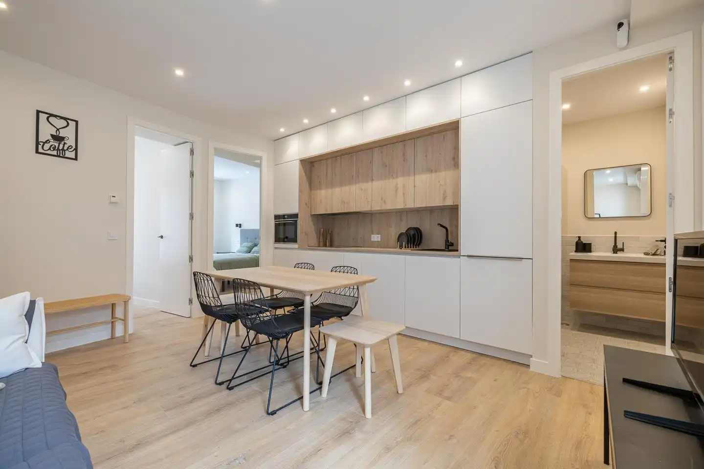 Kitchen of Flat for rent in Madrid  with Air Conditioner, Heating and Terrace