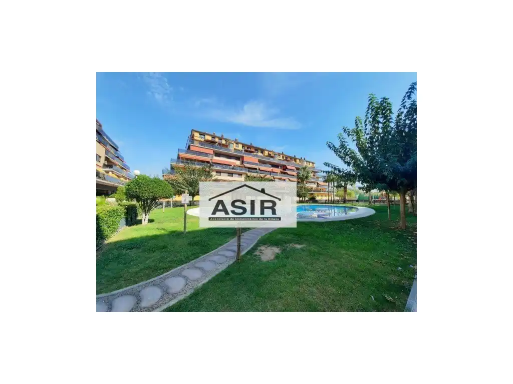 Exterior view of Flat for sale in Alzira  with Air Conditioner, Terrace and Swimming Pool