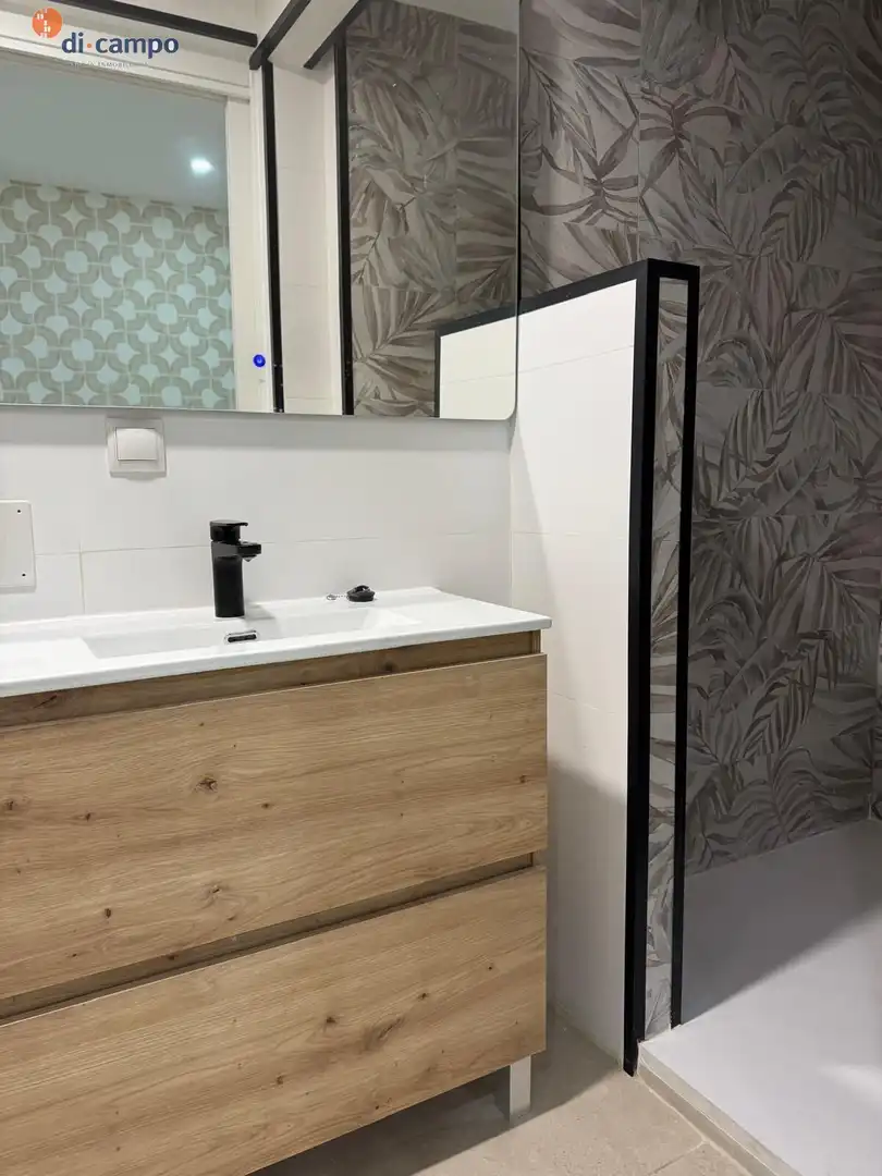Bany de Apartament en venda en Valladolid amb Calefacció