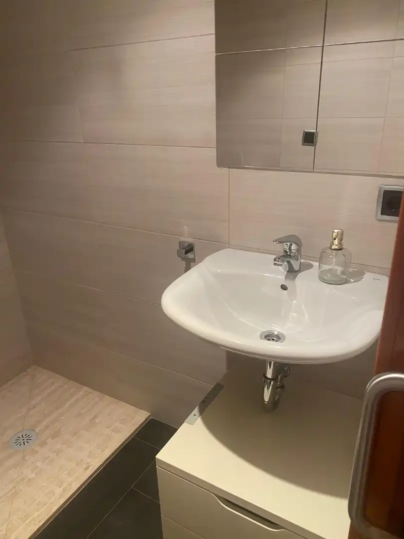 Flat for rent in Carrer del Castell de Solterra, 18, Montilivi