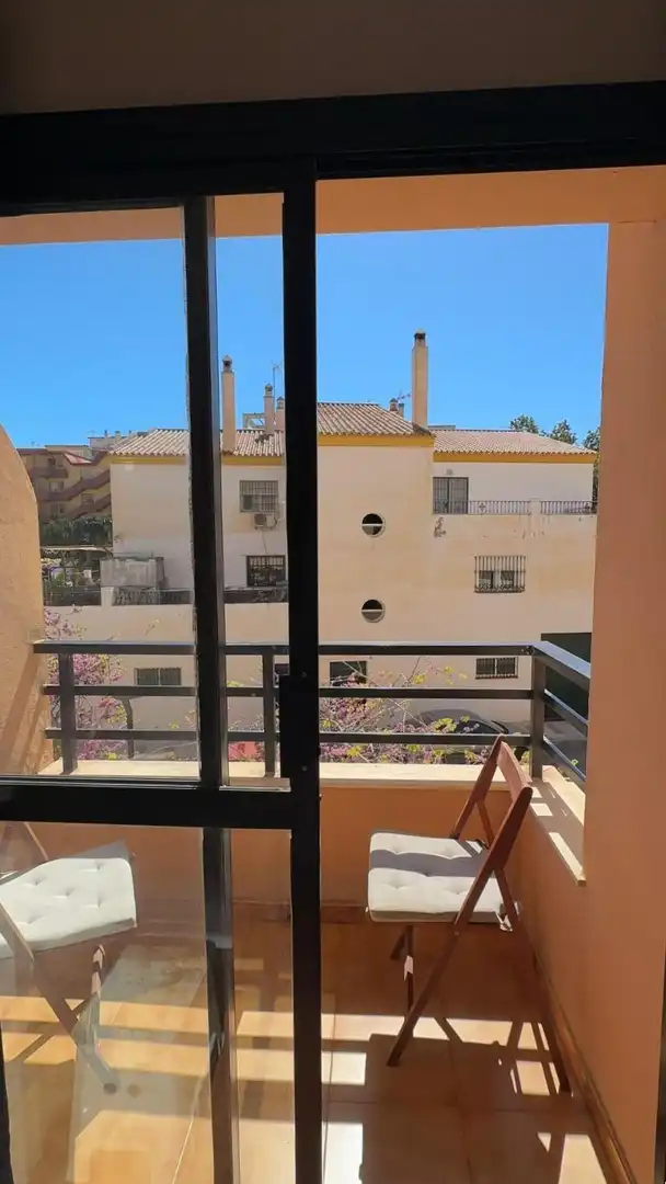 Terrassa de Estudi en venda en Torremolinos amb Moblat