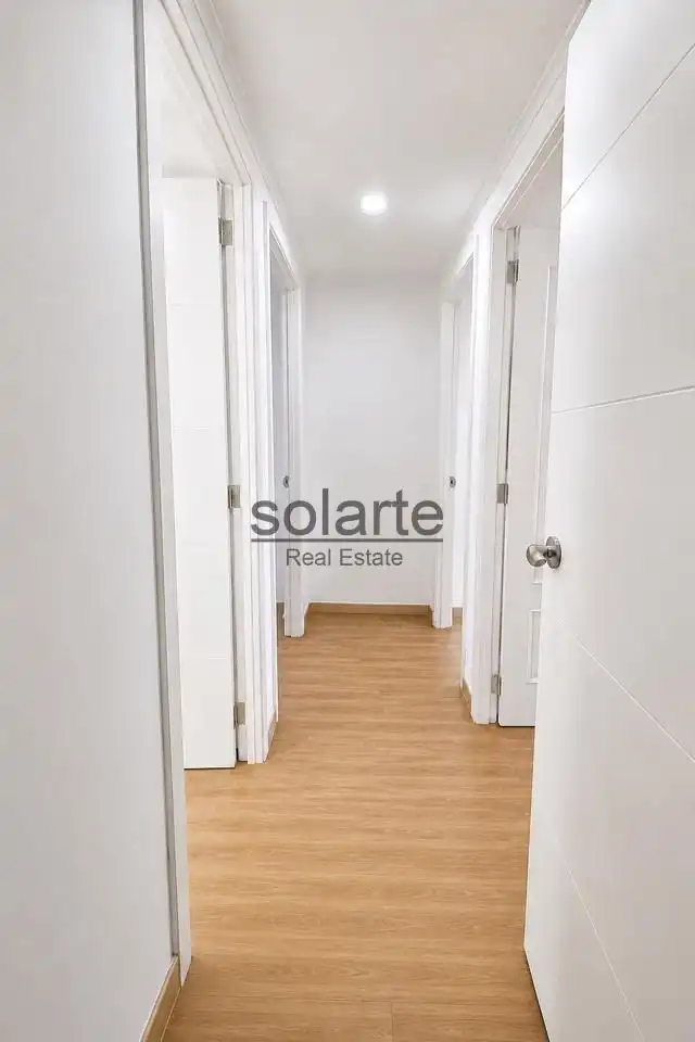 Planta baixa en venda en L'Hospitalet de Llobregat amb Aire condicionat i Parquet