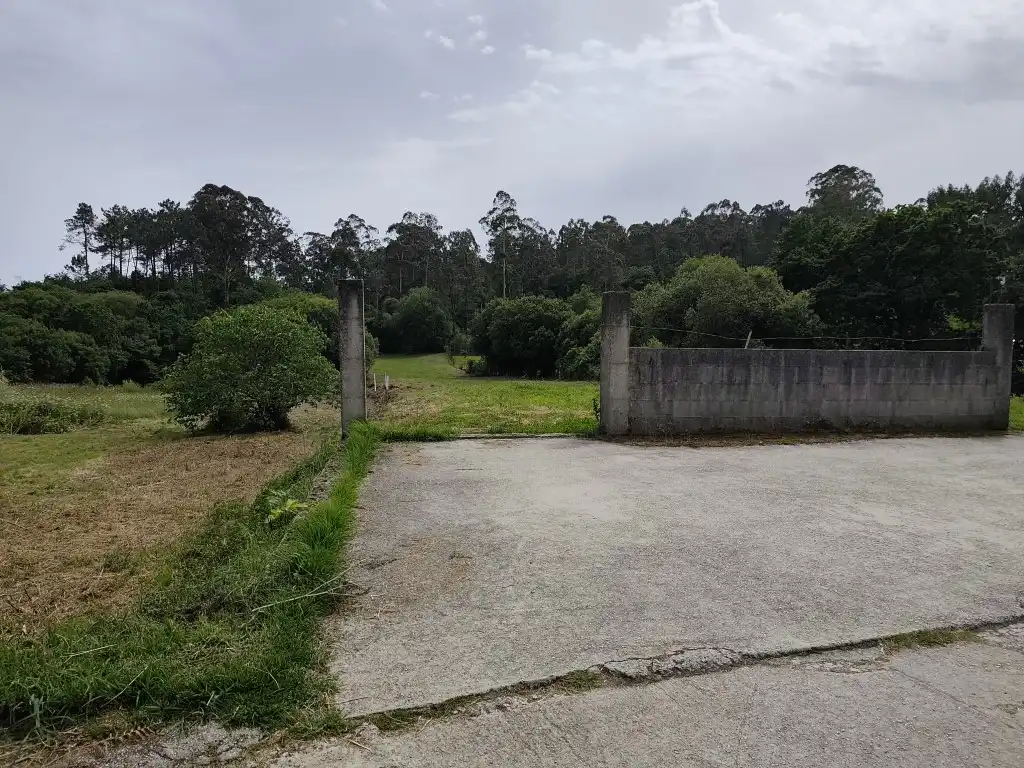 Grundstücke und Bauplätze zum Verkauf in Escalinata Porto Cabeiro-Vilar Infes