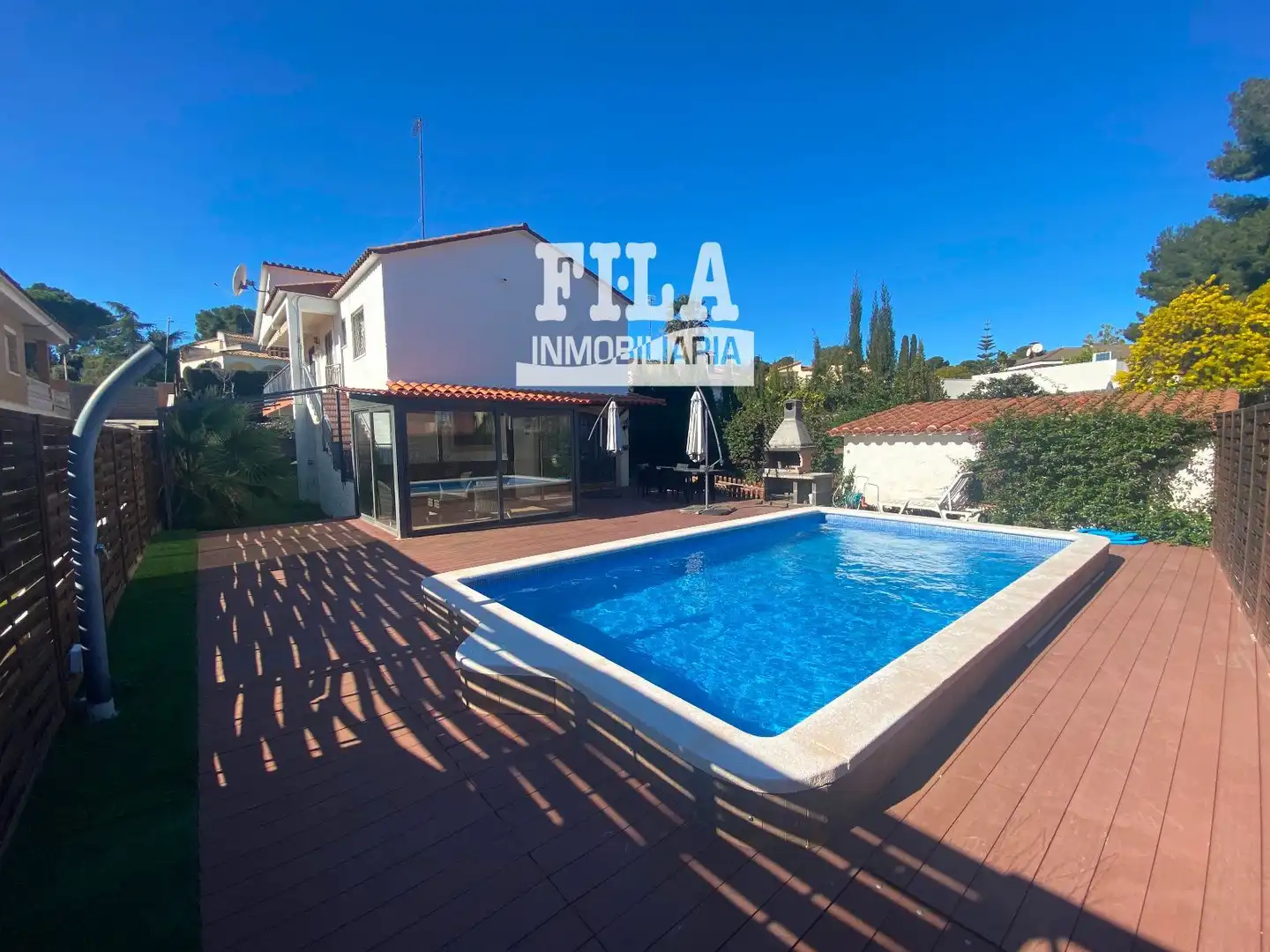 Villa mit Pool zum Verkauf in Cunit Residencial