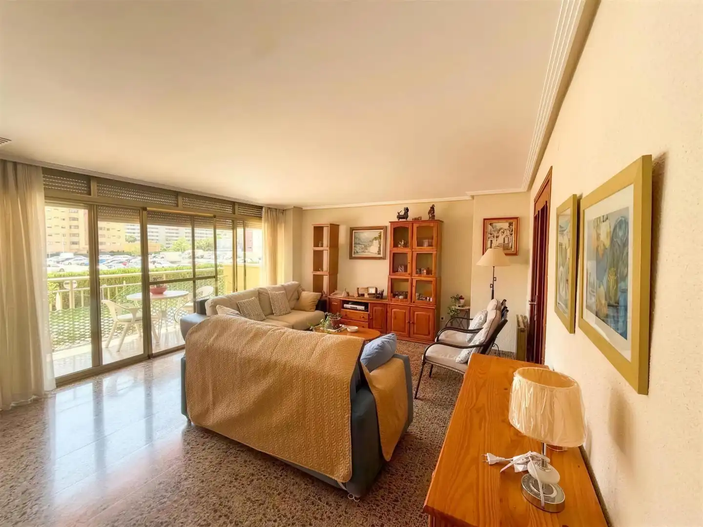 Sala de estar de Piso de alquiler en Alicante / Alacant con Terraza, Amueblado y Balcón