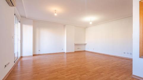 Photo 3 of Flat for sale in Calle Campoamor, L'Illa Perduda, Valencia