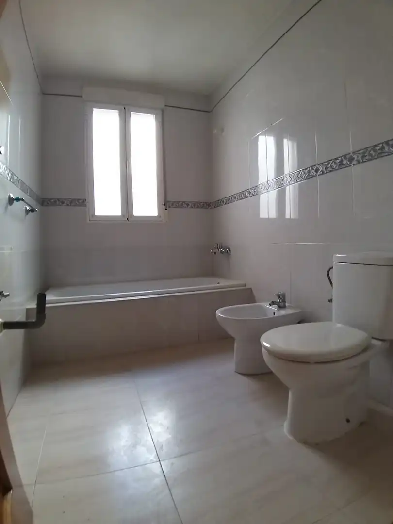 Badezimmer von Wohnung zum Verkauf in Los Yébenes