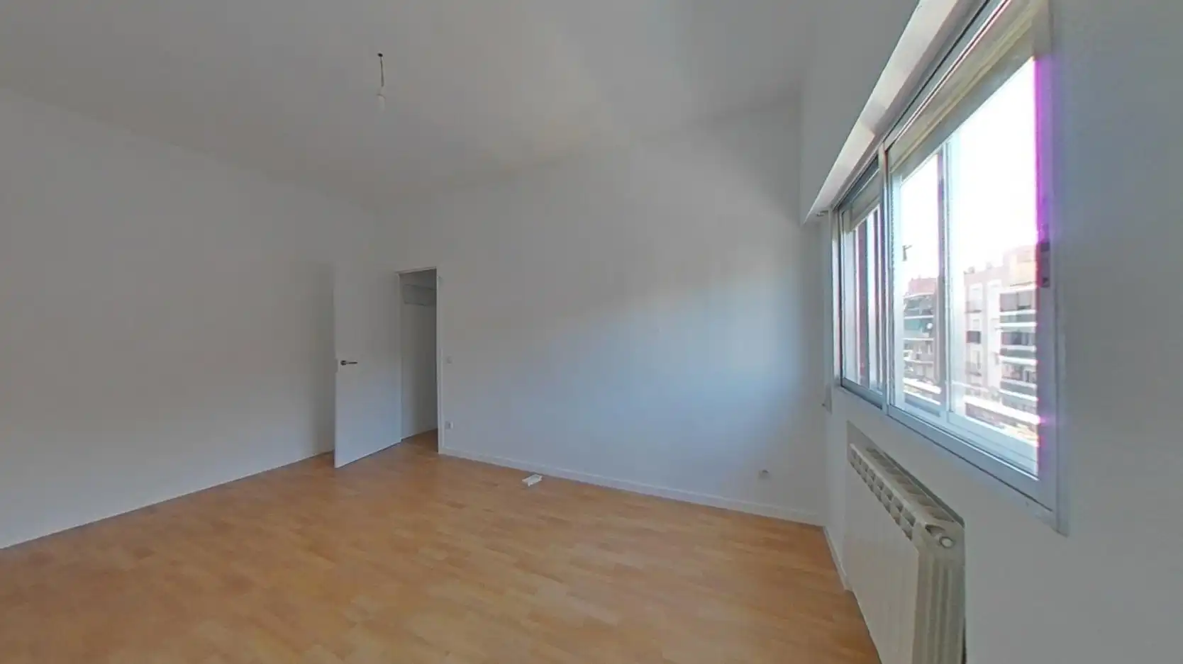 Habitación de Piso en venta en Madrid con Calefacción