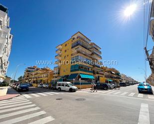 Vista exterior de Apartament en venda en Torrevieja amb Calefacció, Terrassa i Moblat