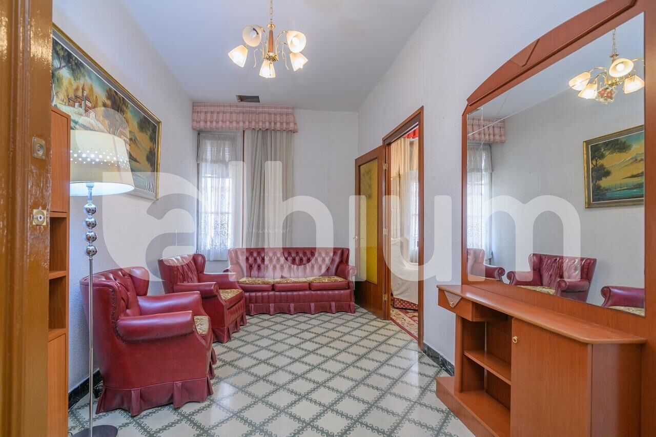 Flat for sale in Carrer OM, El Raval, Ciutat Vella