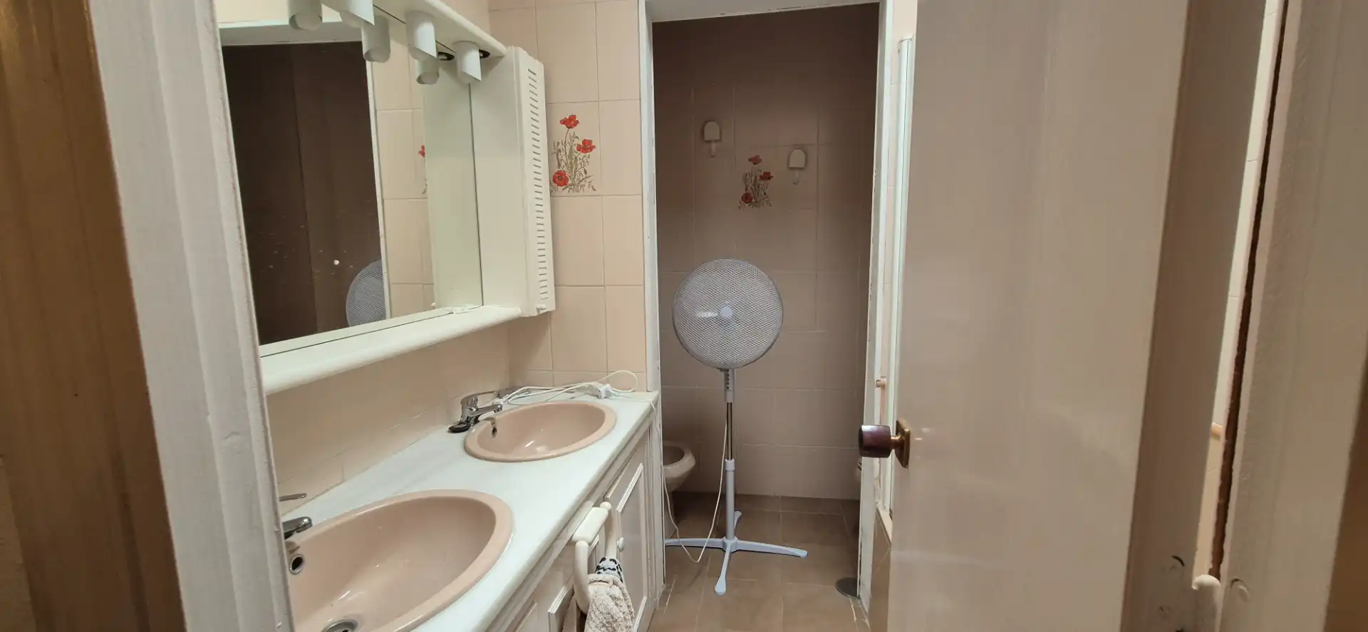 Baño de Casa adosada en venta en Roquetas de Mar con Aire acondicionado, Terraza y Piscina