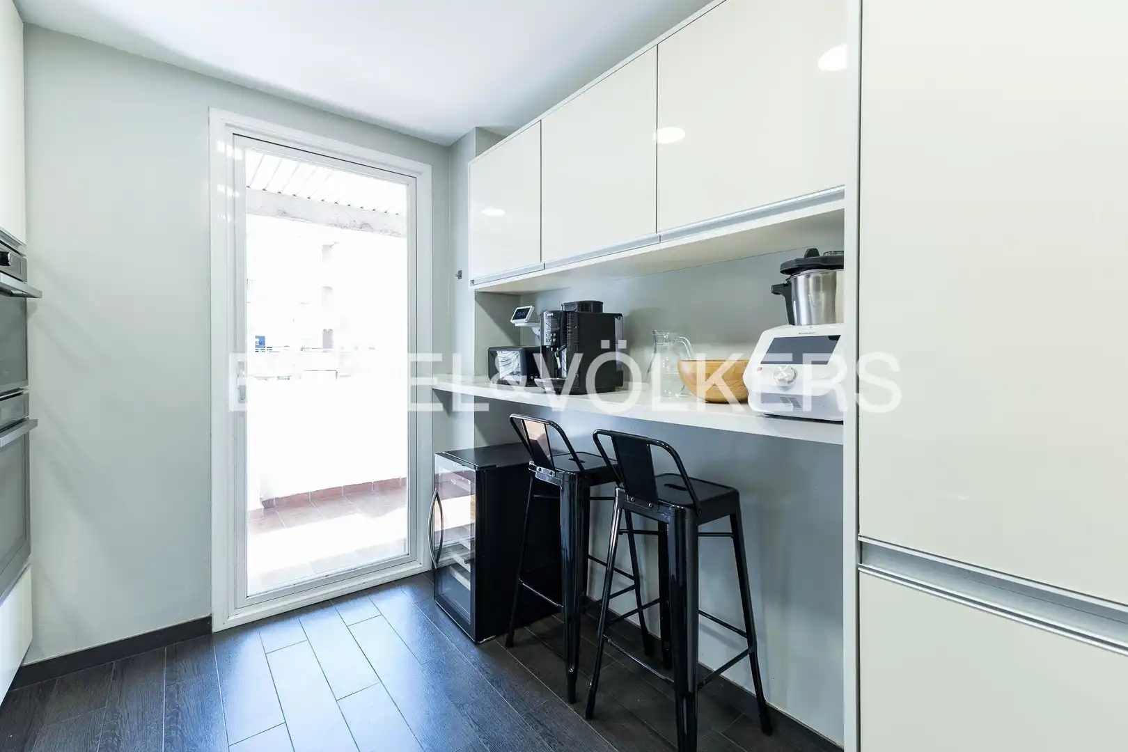 Kitchen of Flat for sale in Sant Joan Despí  with Air Conditioner, Heating and Parquet flooring
