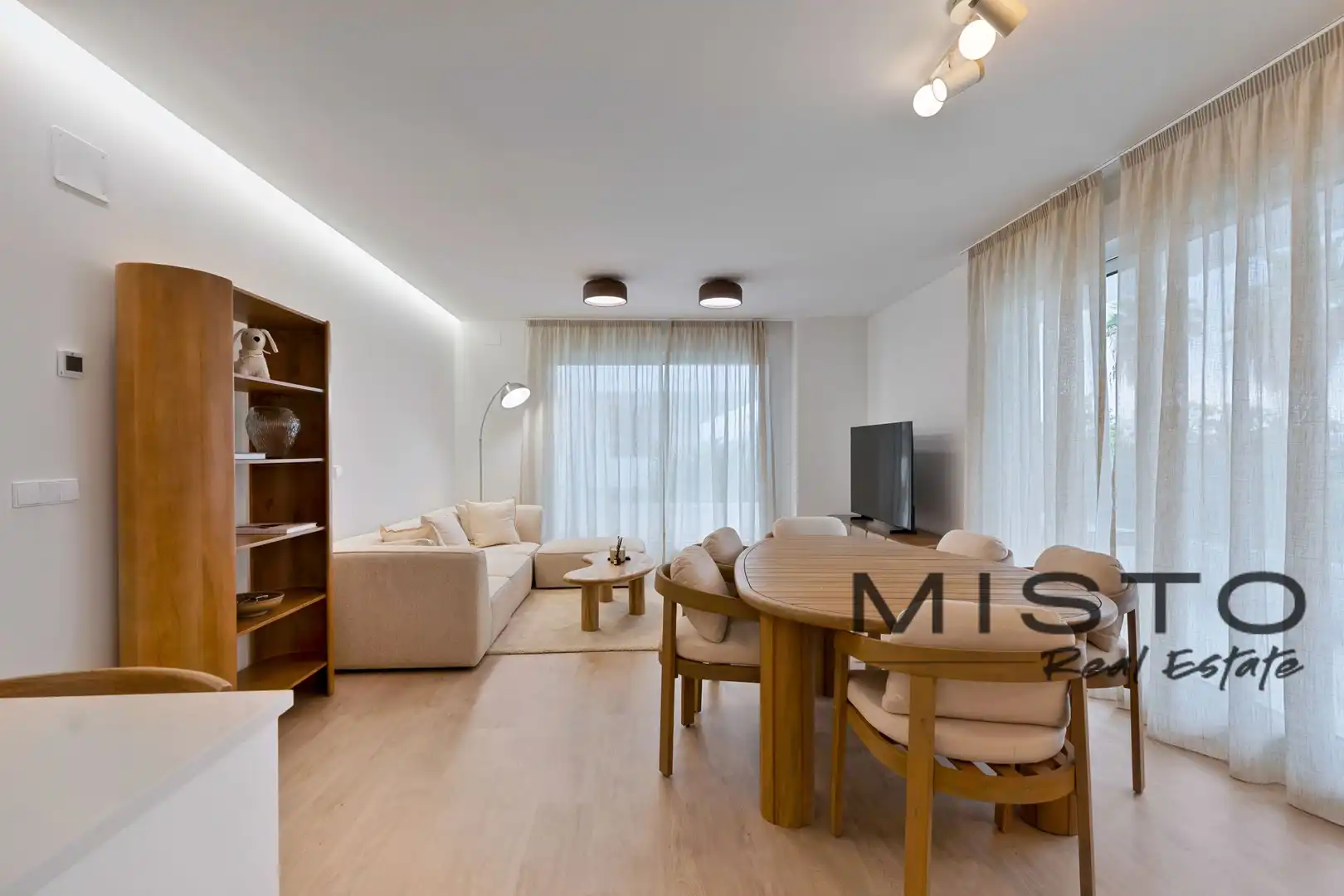 Living room of Flat for rent in Nueva Andalucía