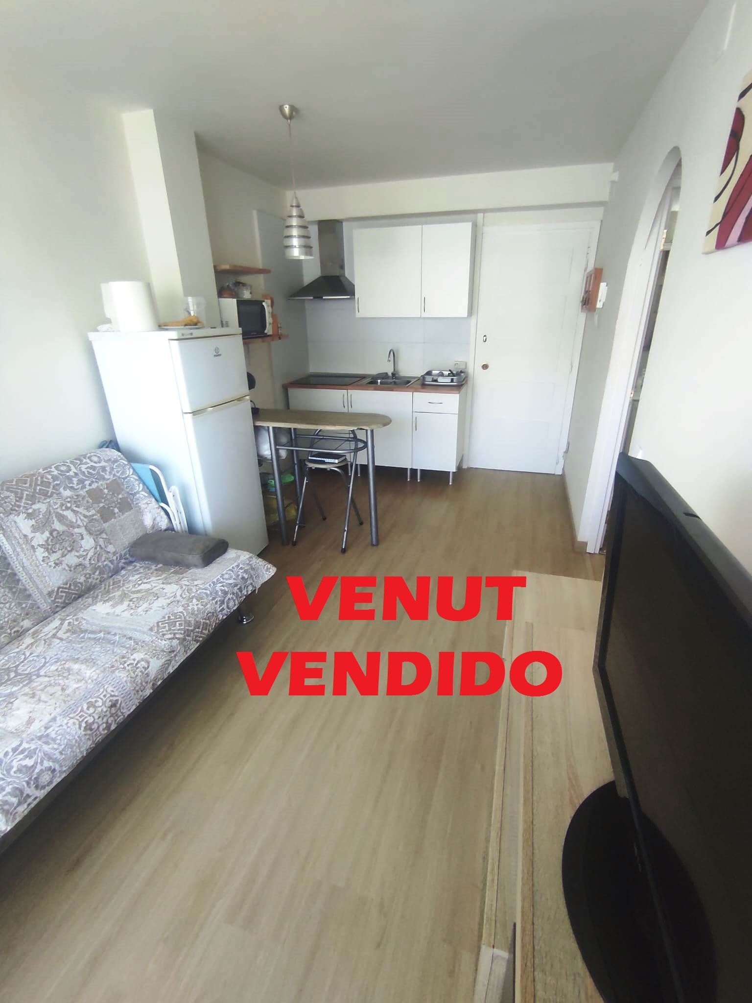 Cuina de Apartament en venda en Lloret de Mar amb Terrassa, Moblat i Piscina comunitària