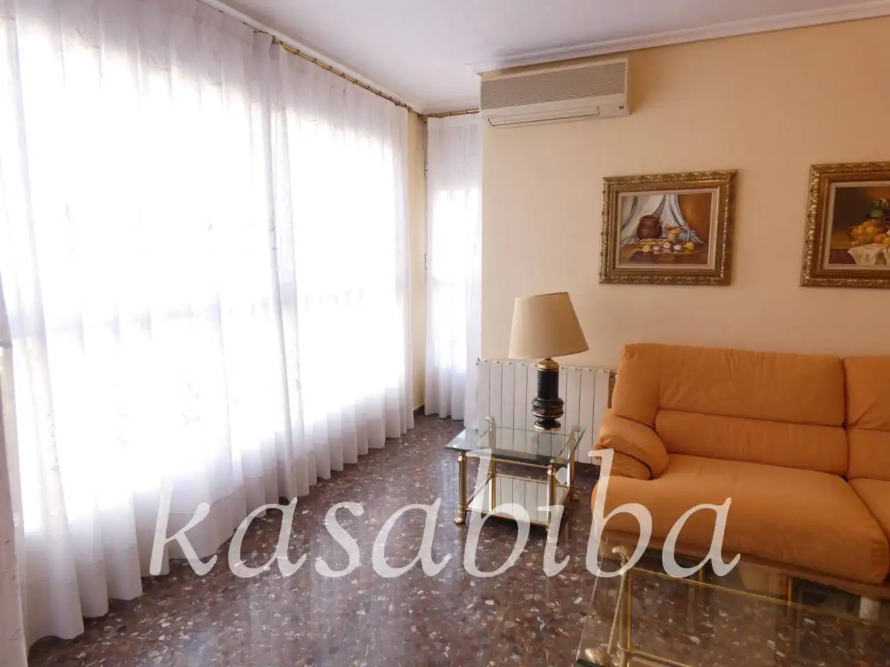 Piso en venta en Calle Ramón Muntaner, Avenida de la Paz