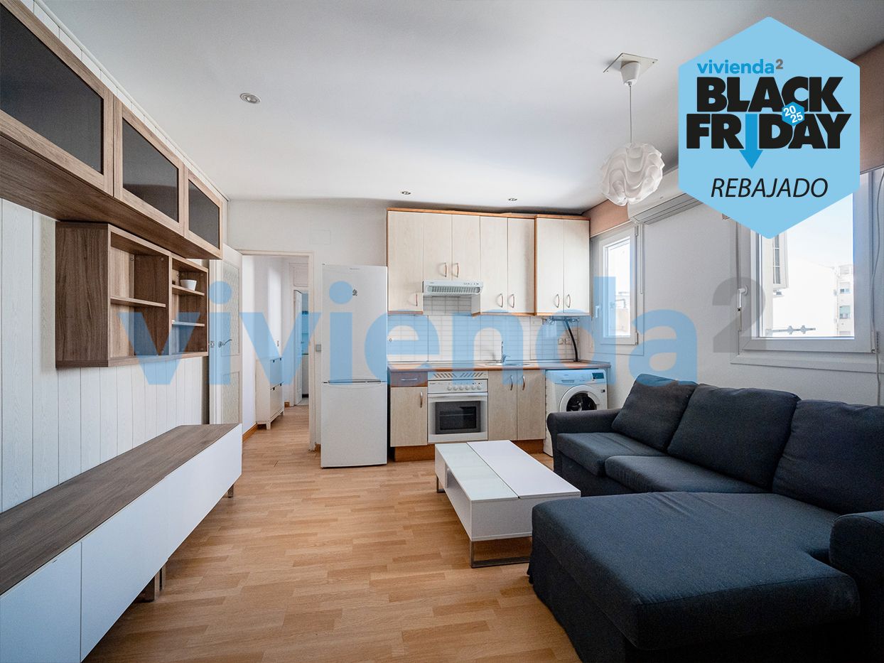 Sala d'estar de Pis en venda en  Madrid Capital amb Aire condicionat, Calefacció i Moblat