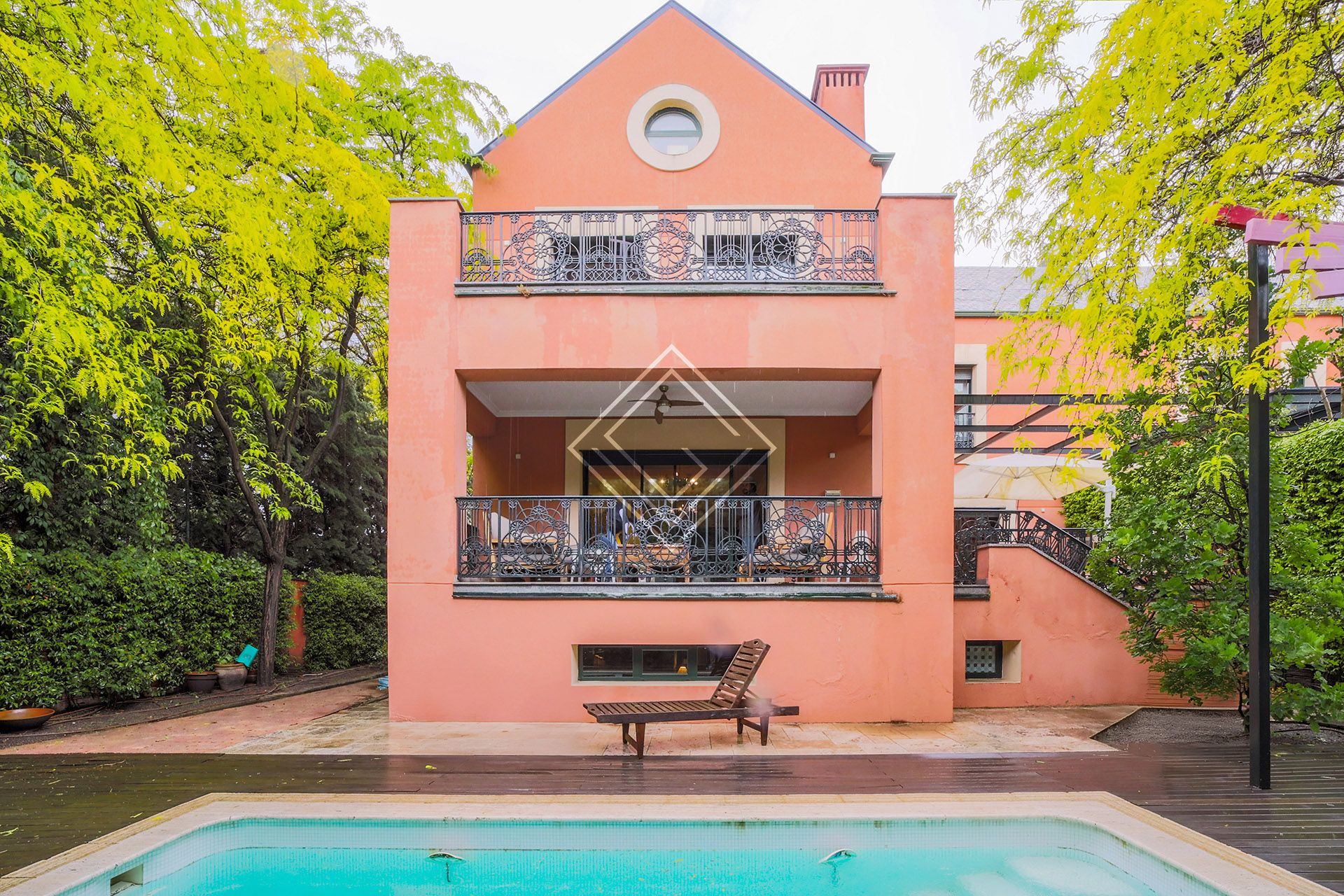 Vista exterior de Casa o xalet de lloguer en  Madrid Capital amb Aire condicionat, Calefacció i Terrassa