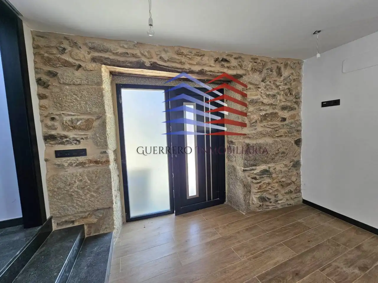 Casa o chalet en venta en A Merca   con Calefacción, Terraza y Piscina