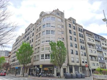 Ufficio in vendita a Avenida Raíña Vitoria Uxía 5