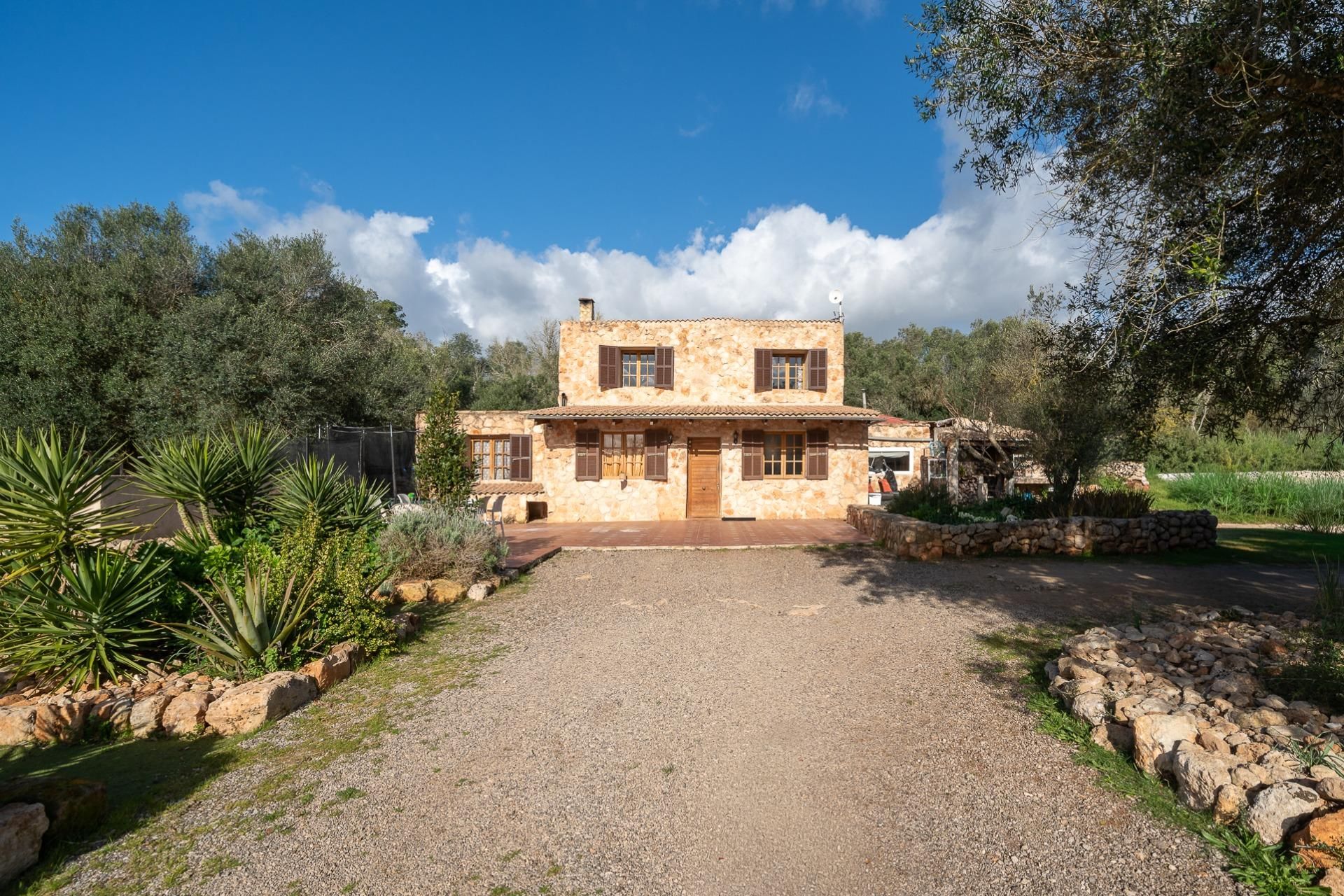 Vista exterior de Casa o chalet en venta en Algaida con Terraza, Trastero y Piscina