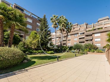 Penthouse mit Balkon zum Verkauf in Vega de la Moraleja
