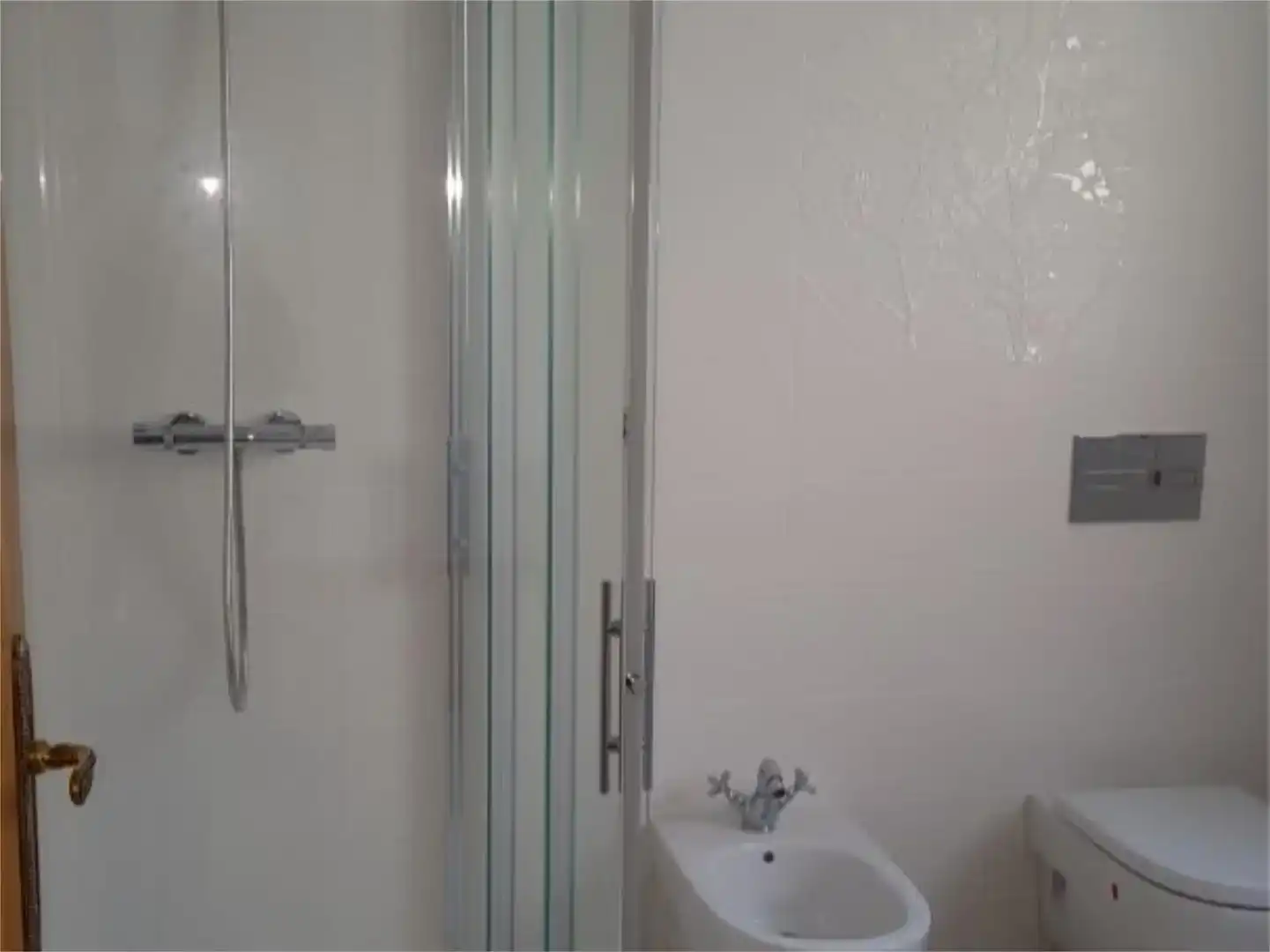 Baño de Casa o chalet en venta en Madrid con Aire acondicionado, Jardín privado y Parquet
