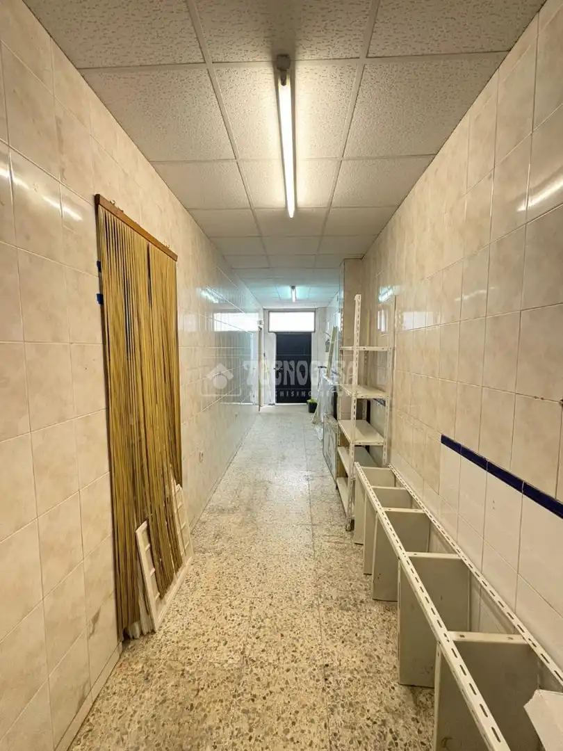 Local comercial en venda a Andújar, imagen 13