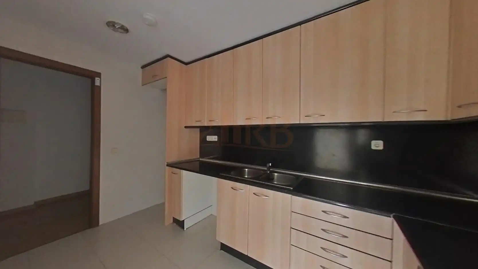 Wohnung mit Pool zum Verkauf in Avenida CONSTITUCIO 97, imagen 2