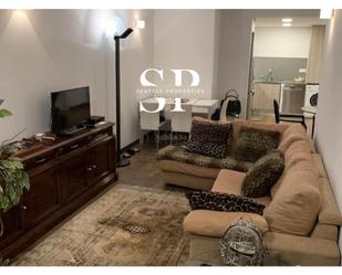 Living room of Duplex to rent in  Barcelona Capital  with Air Conditioner, Parquet flooring and Storage room