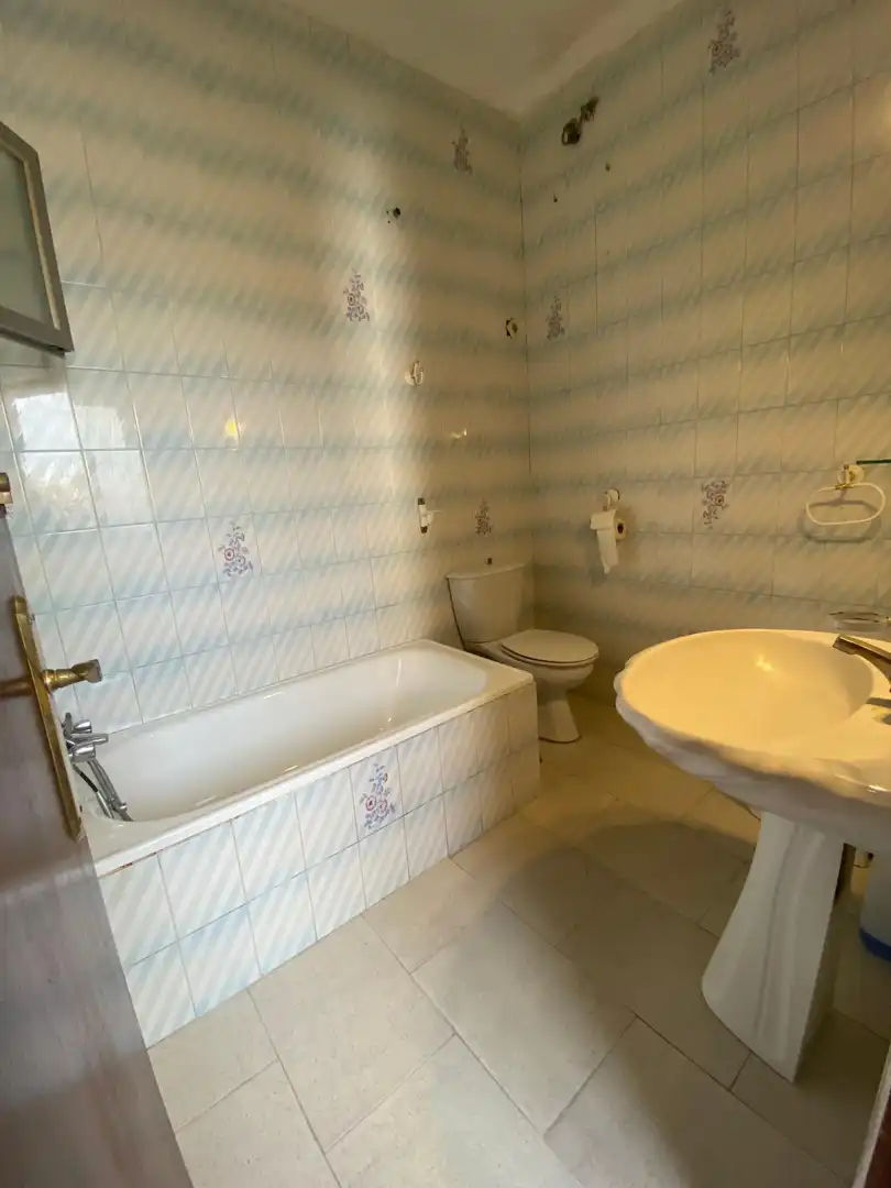 Bany de Casa o xalet en venda en Marchena
