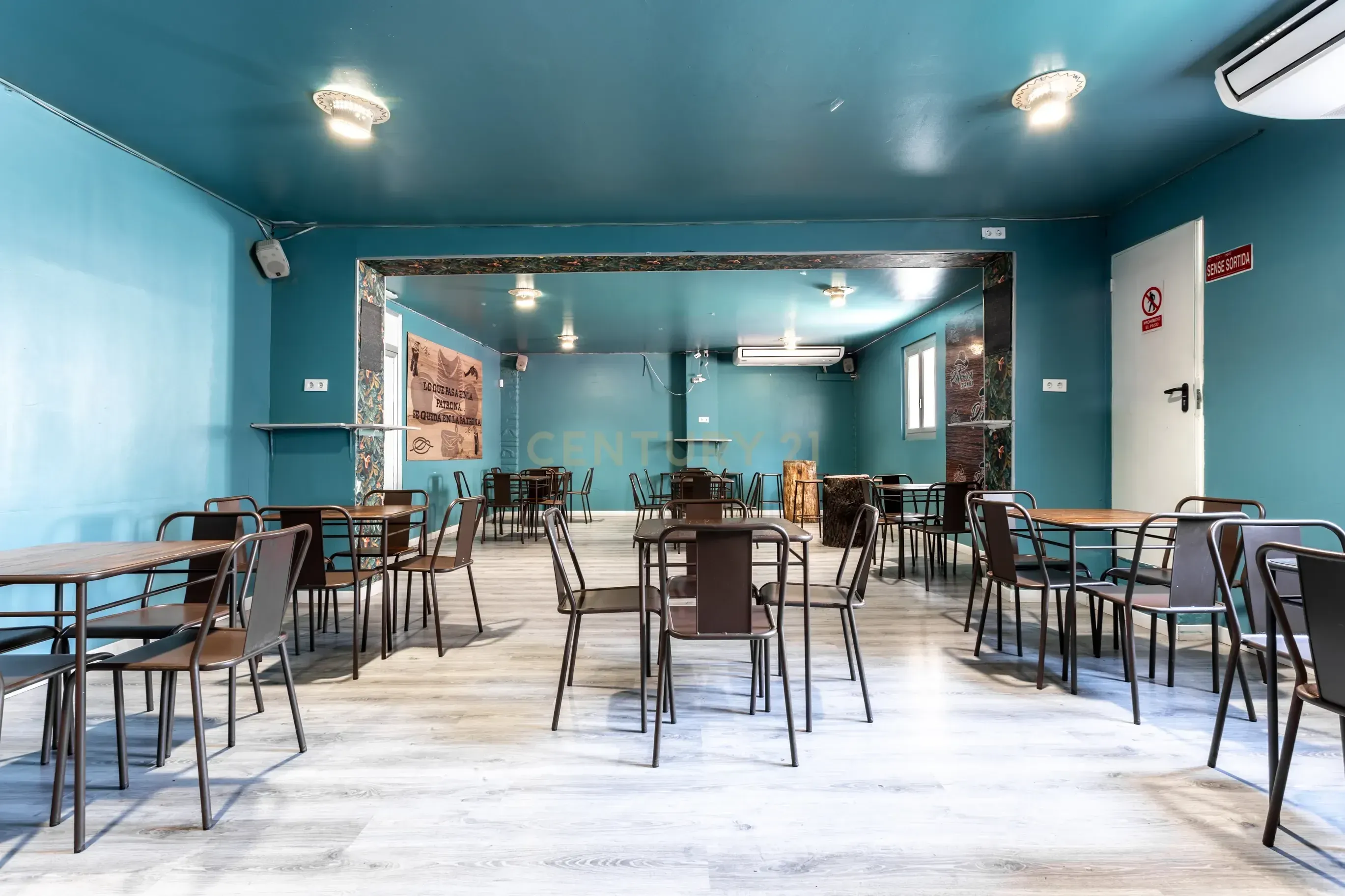 Premises for sale in  Barcelona Capital