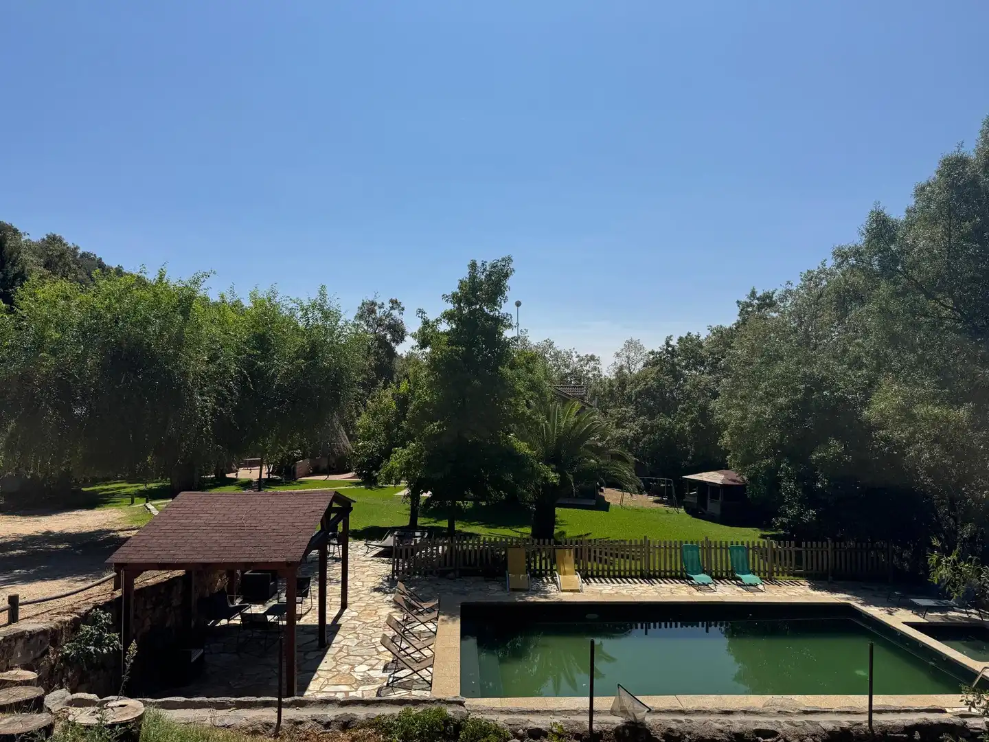 Piscina de Casa o xalet en venda en Candeleda amb Aire condicionat, Calefacció i Jardí privat