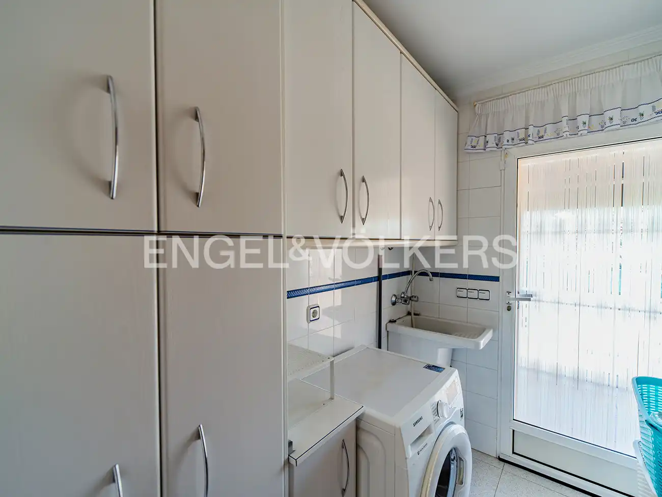 Kitchen of Houses for sale in San Vicente del Raspeig / Sant Vicent del Raspeig  with Air Conditioner, Heating and Private garden