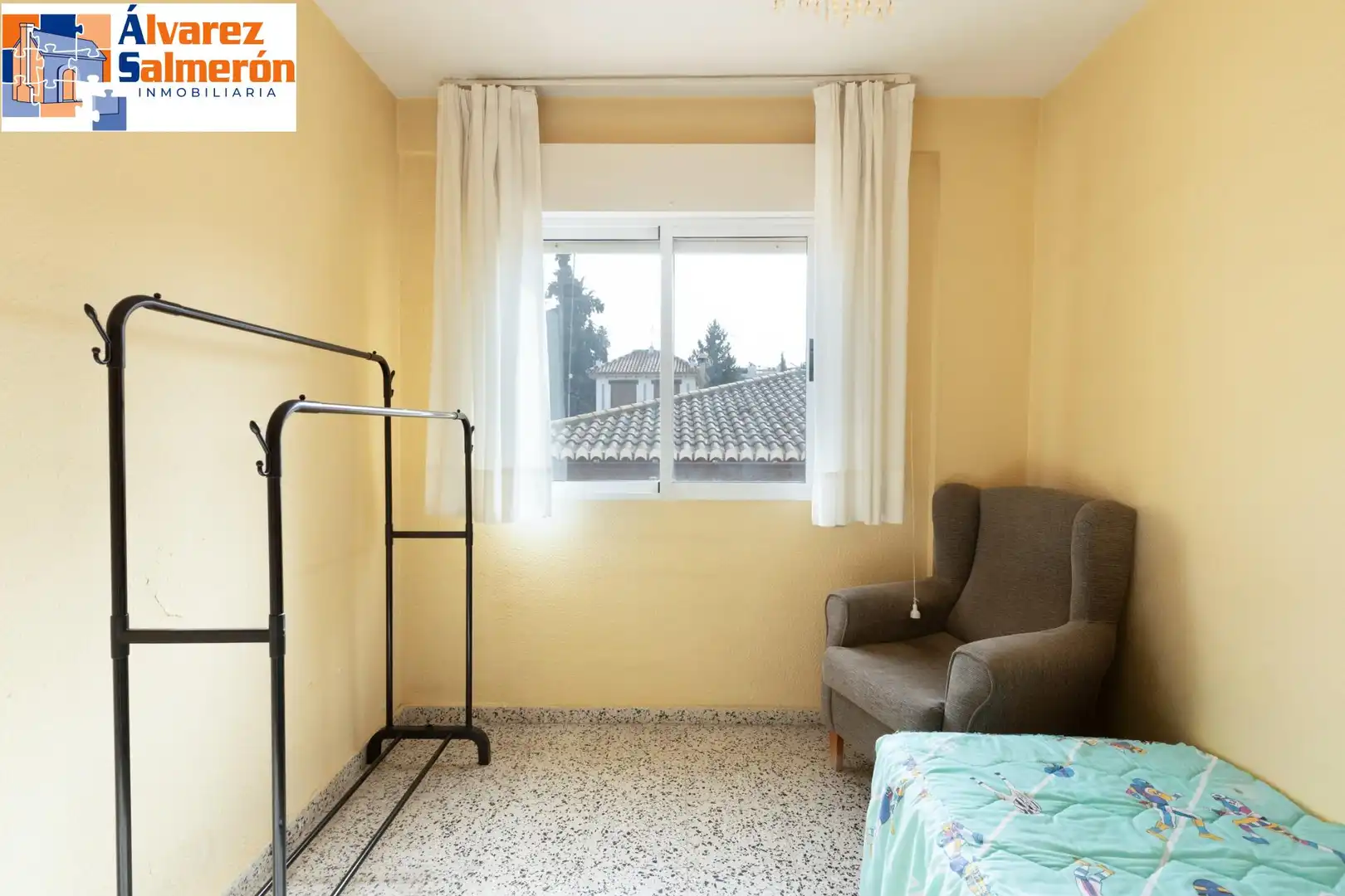 Bedroom of Flat for sale in Genil
