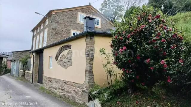 Casa-chalet en Venta en N/A en A Pontenova