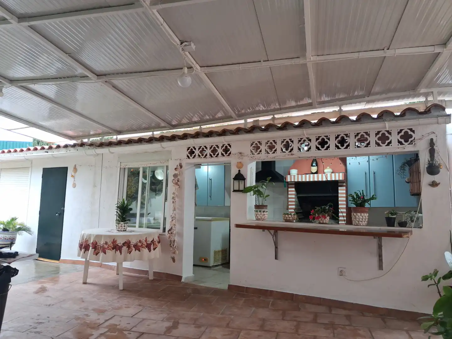 Cocina de Casa o chalet en venta en Castilleja de la Cuesta con Aire acondicionado, Calefacción y Jardín privado