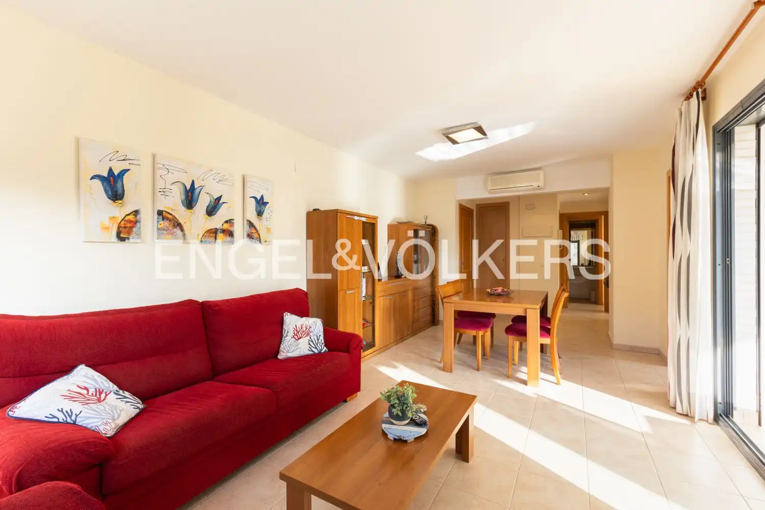 Wohnzimmer von Wohnung zum Verkauf in Oropesa del Mar / Orpesa mit Klimaanlage, Heizung und Privatgarten