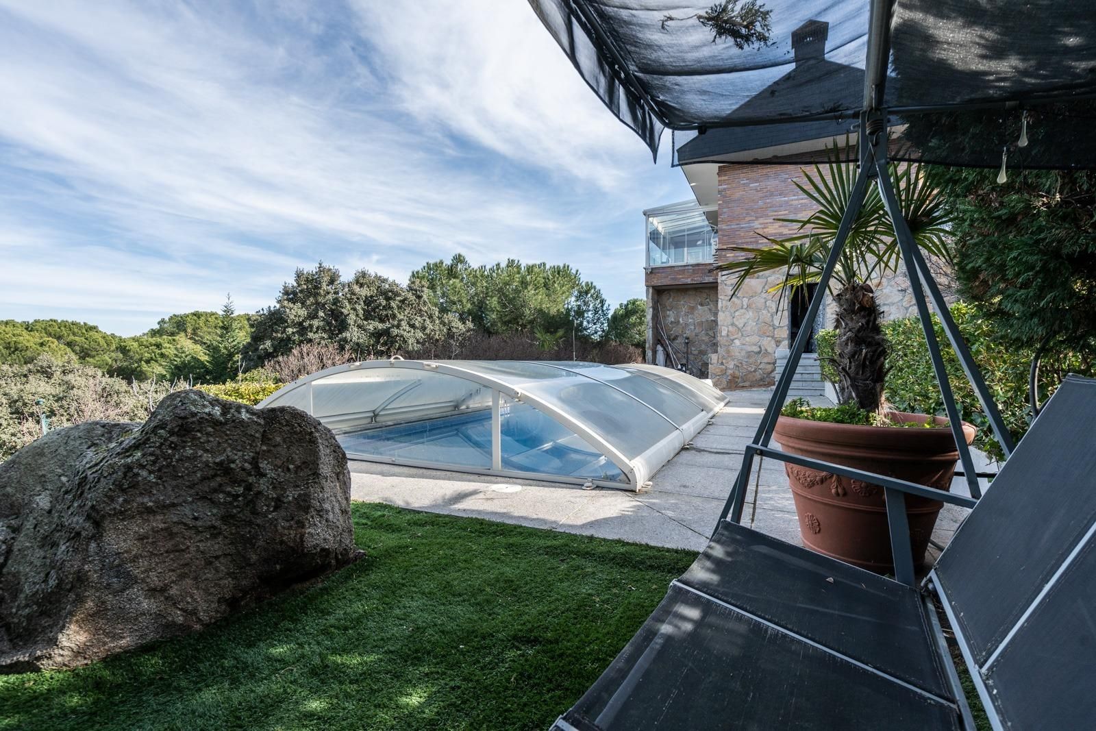 Piscina de Casa o chalet en venta en Galapagar con Aire acondicionado, Calefacción y Jardín privado