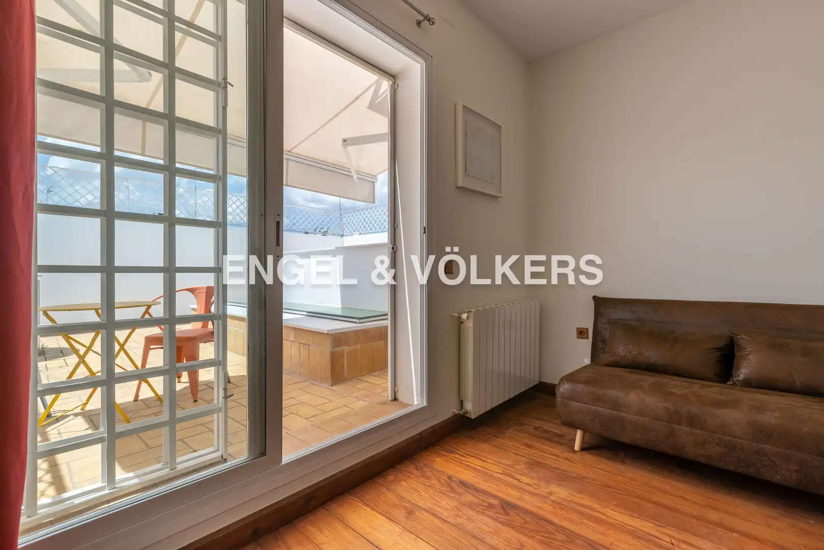 Balcony of Attic for sale in Sevilla  with Air Conditioner, Heating and Terrace