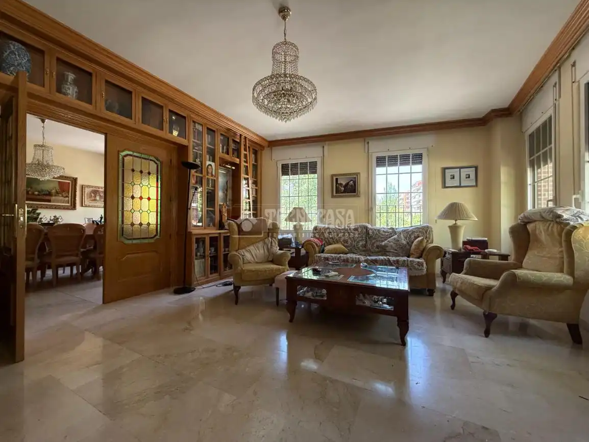 Sala de estar de Casa o chalet en venta en Madrid con Calefacción y Trastero