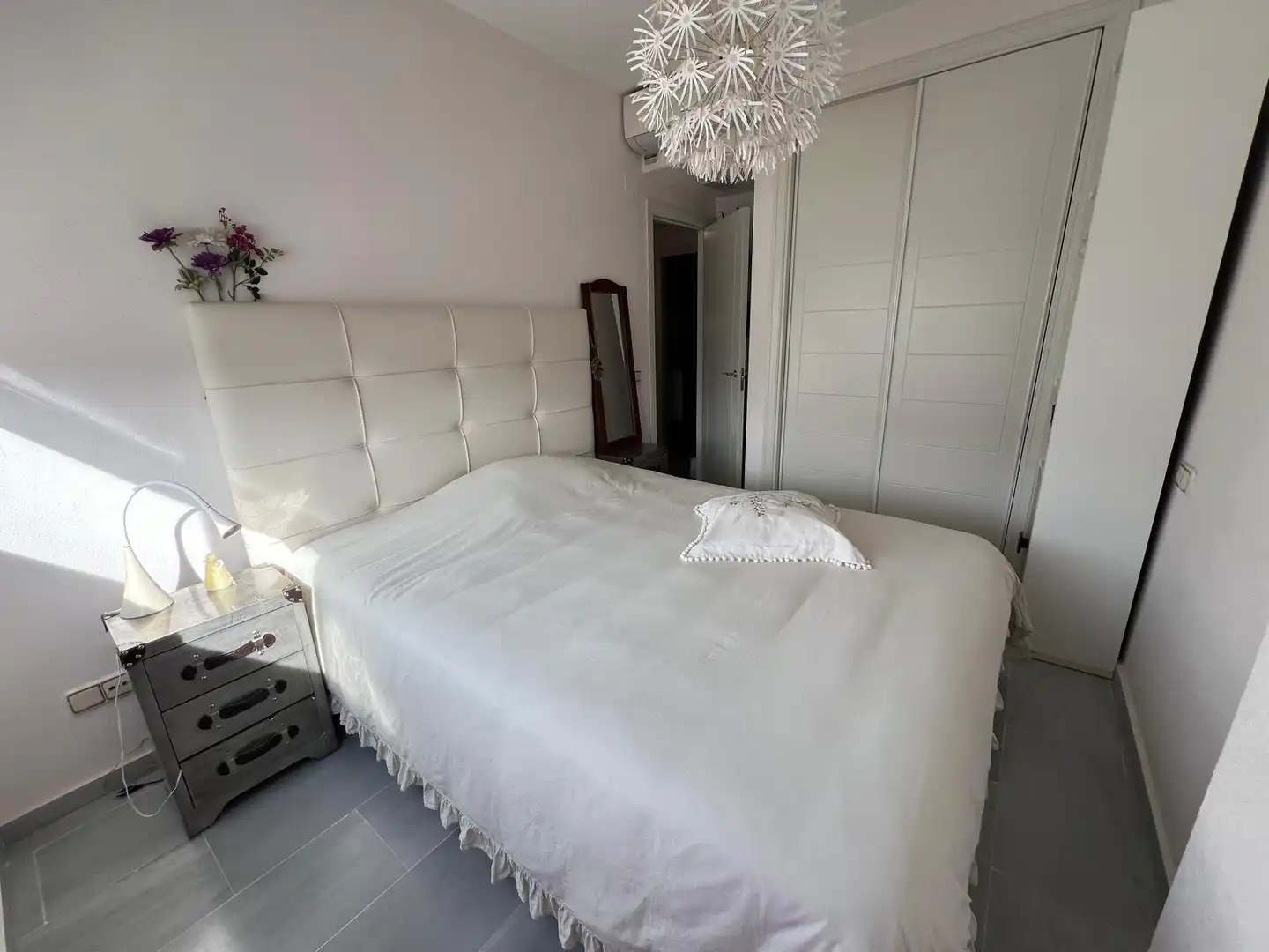 Habitación de Ático en venta en Estepona con Aire acondicionado, Calefacción y Terraza